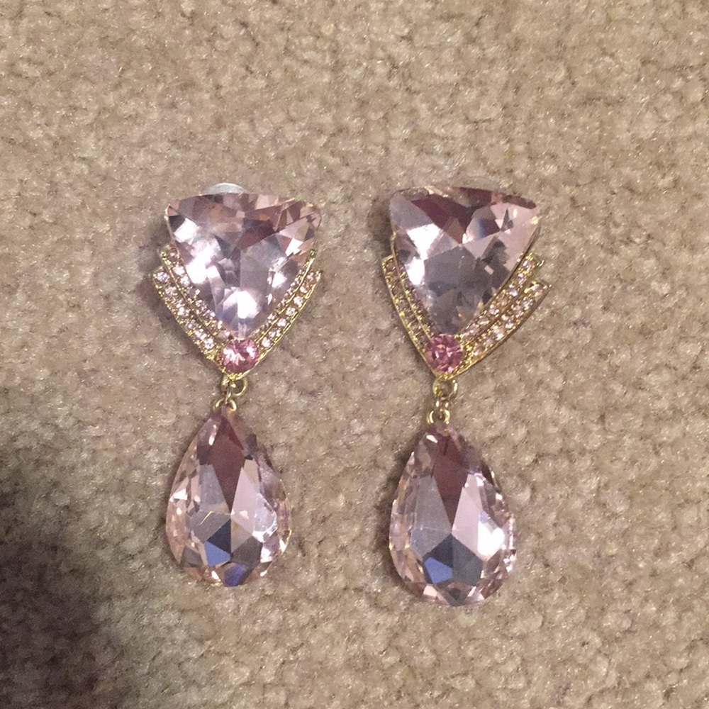 Formal earring